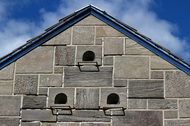 Bezpłatne pobieranie Pierre Roof Nest Box - bezpłatne zdjęcie lub obraz do edycji za pomocą internetowego edytora obrazów GIMP