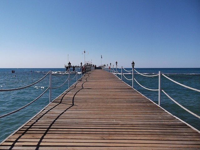 무료 다운로드 Pier Sea Water - 무료 사진 또는 GIMP 온라인 이미지 편집기로 편집할 사진