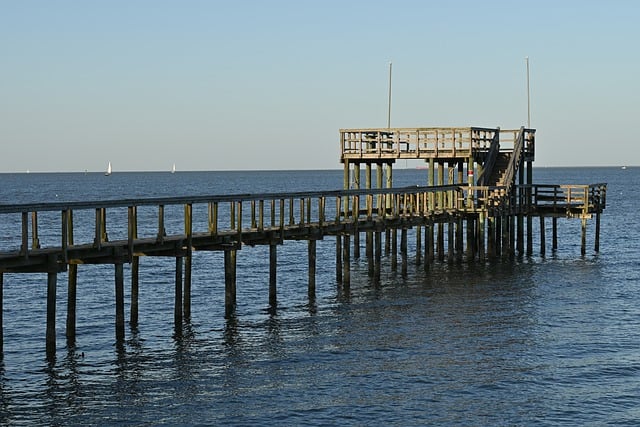 Free download pier water sea pillars free picture to be edited with GIMP free online image editor