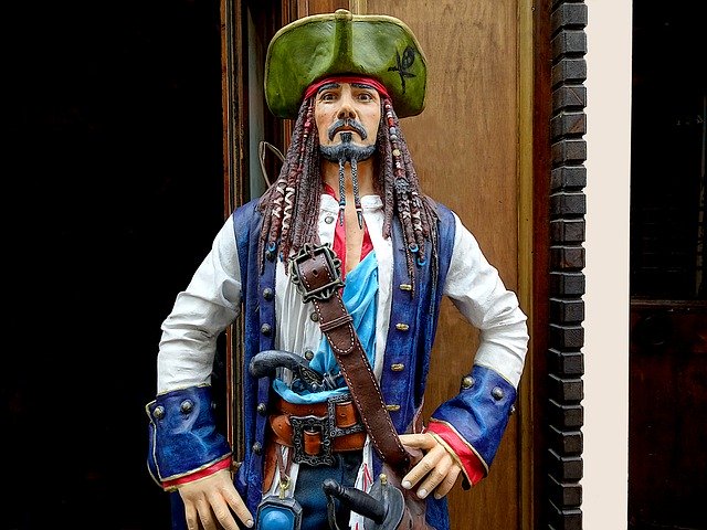 Free download Pirate Sculpture Decoration -  free free photo or picture to be edited with GIMP online image editor
