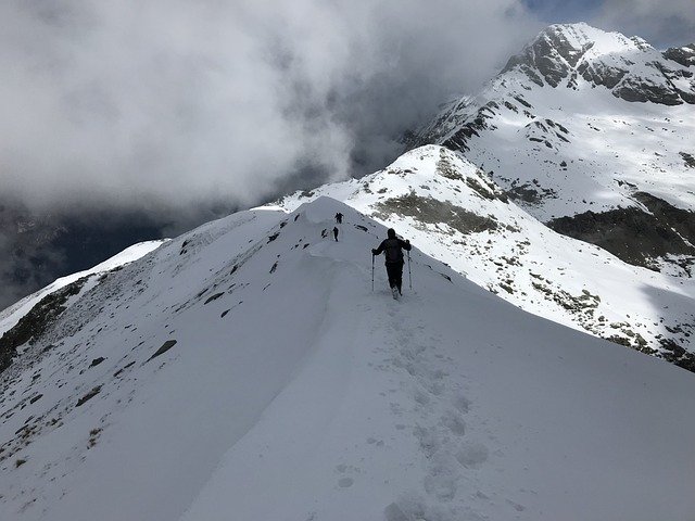 ດາວ​ໂຫຼດ​ຟຣີ Piz De Morinere Pizzo Di Claro - ຮູບ​ພາບ​ຟຣີ​ຫຼື​ຮູບ​ພາບ​ທີ່​ຈະ​ໄດ້​ຮັບ​ການ​ແກ້​ໄຂ​ກັບ GIMP ອອນ​ໄລ​ນ​໌​ບັນ​ນາ​ທິ​ການ​ຮູບ​ພາບ