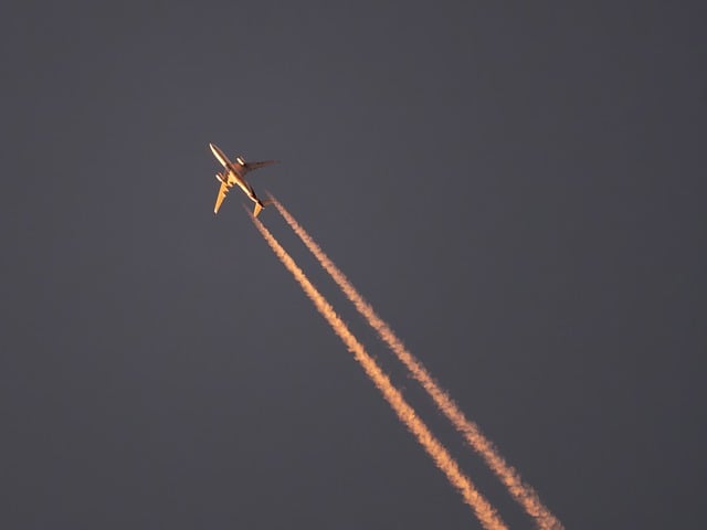 Free download plane flight aviation contrails free picture to be edited with GIMP free online image editor