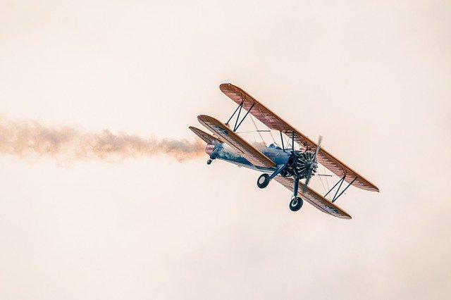 Descărcare gratuită Plane Flight Sky - fotografie sau imagini gratuite pentru a fi editate cu editorul de imagini online GIMP