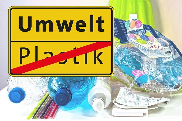 Kostenloser Download der kostenlosen Fotovorlage für Plastikmüll-Umweltwarnung, die mit dem GIMP-Online-Bildbearbeitungsprogramm bearbeitet werden kann