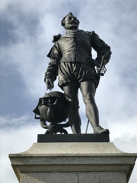 Free graphic plymouth statue england to be edited by GIMP free image editor by OffiDocs