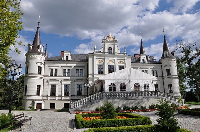 Unduh gratis Poland The Palace Grater - foto atau gambar gratis untuk diedit dengan editor gambar online GIMP