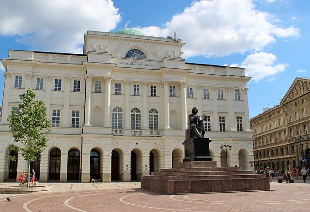 Безкоштовно завантажити Польща Варшава Місто Краків - безкоштовне фото або зображення для редагування за допомогою онлайн-редактора зображень GIMP