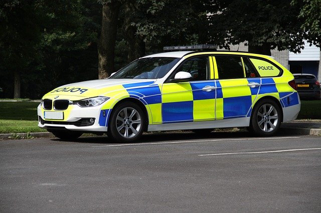 دانلود رایگان Police Bmw Vehicle - عکس یا تصویر رایگان قابل ویرایش با ویرایشگر تصویر آنلاین GIMP