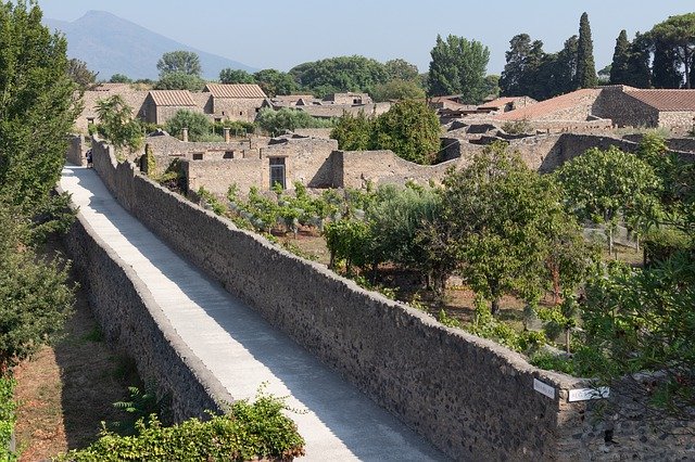 Baixe grátis Pompeii Road Naples - foto ou imagem grátis para ser editada com o editor de imagens online GIMP