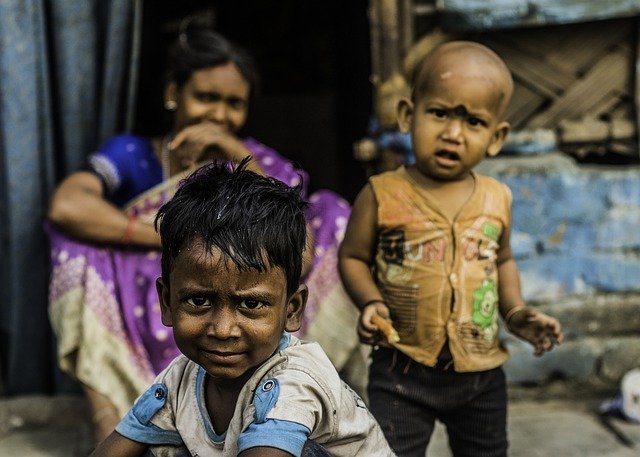 Free download poor family people homelessness free picture to be edited with GIMP free online image editor