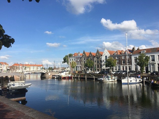 ດາວ​ໂຫຼດ​ຟຣີ Port Boats Ship - ຮູບ​ພາບ​ຟຣີ​ຫຼື​ຮູບ​ພາບ​ທີ່​ຈະ​ໄດ້​ຮັບ​ການ​ແກ້​ໄຂ​ທີ່​ມີ GIMP ອອນ​ໄລ​ນ​໌​ບັນ​ນາ​ທິ​ການ​ຮູບ​ພາບ​