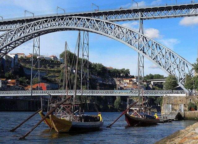 Unduh gratis Jembatan Porto Portugal - foto atau gambar gratis untuk diedit dengan editor gambar online GIMP