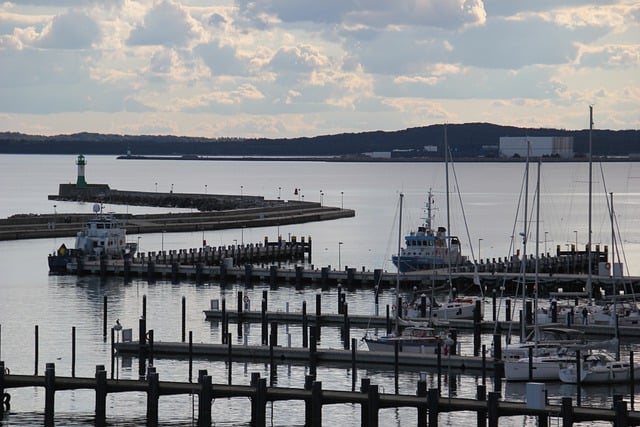 Free download port sea boats pier web beacon free picture to be edited with GIMP free online image editor
