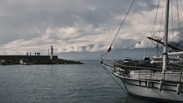 Descărcare gratuită port navă barca cu pânze turism fotografie gratuită pentru a fi editată cu editorul de imagini online gratuit GIMP