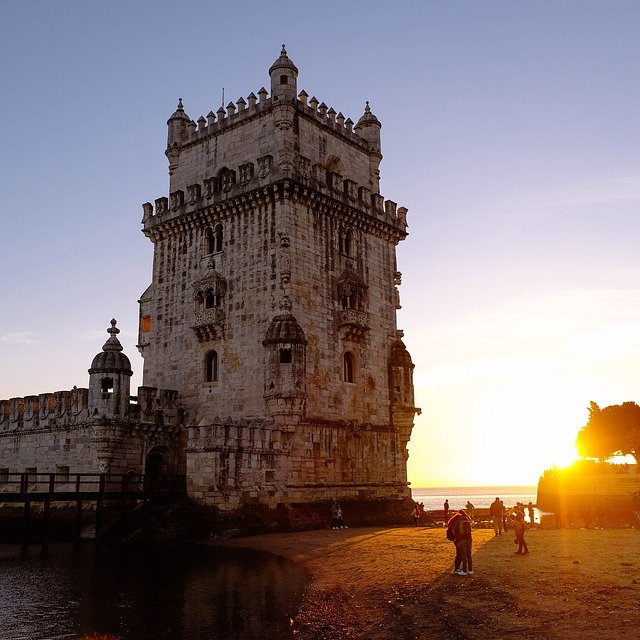 Descărcare gratuită Portugal Tower - fotografie sau imagini gratuite pentru a fi editate cu editorul de imagini online GIMP