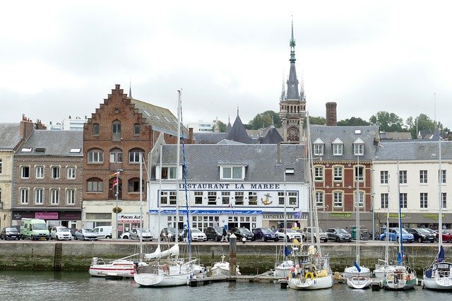 ດາວ​ໂຫຼດ​ຟຣີ Port Water Boat - ຮູບ​ພາບ​ຟຣີ​ຫຼື​ຮູບ​ພາບ​ທີ່​ຈະ​ໄດ້​ຮັບ​ການ​ແກ້​ໄຂ​ກັບ GIMP ອອນ​ໄລ​ນ​໌​ບັນ​ນາ​ທິ​ການ​ຮູບ​ພາບ​