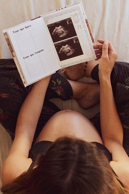 Free download Pregnancy Pregnant Baby -  free photo or picture to be edited with GIMP online image editor