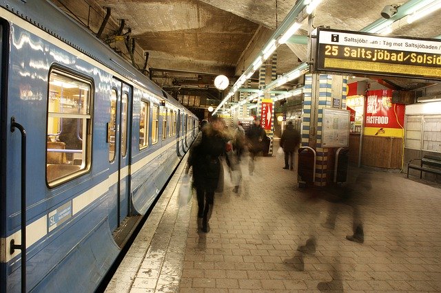 Безкоштовно завантажте Public Transport Trip Switch — безкоштовну фотографію чи зображення для редагування за допомогою онлайн-редактора зображень GIMP