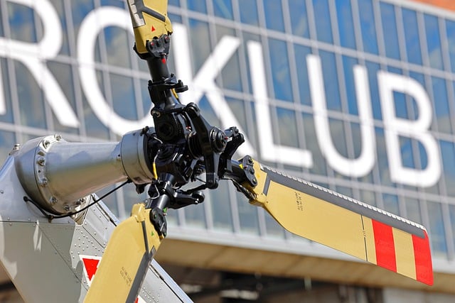 Free download pzl w 3 sokol rotor blades airstrip free picture to be edited with GIMP free online image editor