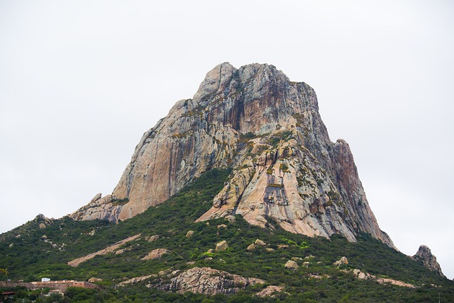 Libreng download queretaro pena de bernal libreng larawan na ie-edit gamit ang GIMP na libreng online na editor ng imahe