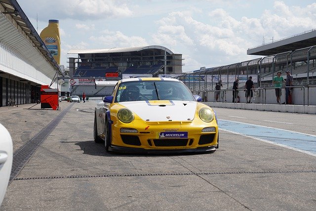 Free download race car race track porsche 997 free picture to be edited with GIMP free online image editor