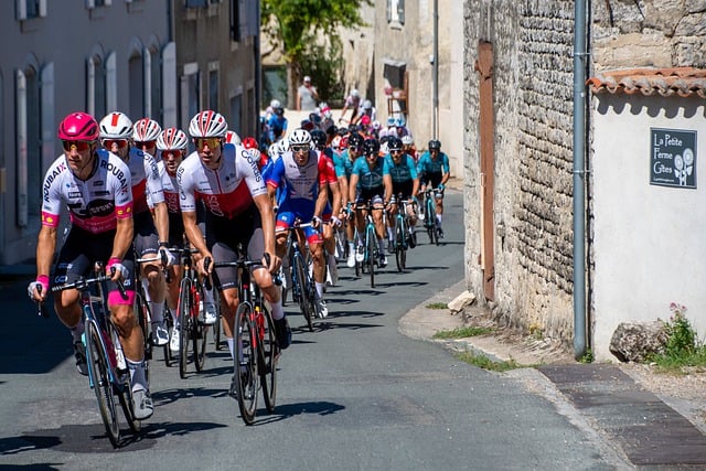 Téléchargement gratuit d'une image gratuite de vélo de course de vélo de course à modifier avec l'éditeur d'images en ligne gratuit GIMP