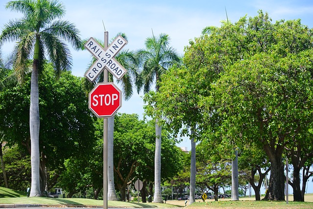Free download railroad crossing oahu hawaii free picture to be edited with GIMP free online image editor