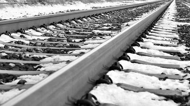 Gratis download Railroad In Winter Snow Icy gratis fotosjabloon om te bewerken met GIMP online afbeeldingseditor