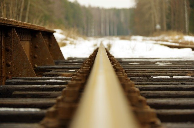 ดาวน์โหลดฟรี Rails Screw Flyover - ภาพถ่ายหรือรูปภาพฟรีที่จะแก้ไขด้วยโปรแกรมแก้ไขรูปภาพออนไลน์ GIMP