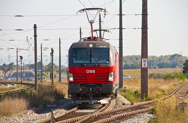 Darmowe pobieranie Lokomotywa kolejowa Electric - darmowe zdjęcie lub obraz do edycji za pomocą internetowego edytora obrazów GIMP