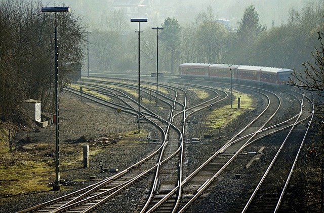 ดาวน์โหลดฟรีรางรถไฟ sidings รูปภาพฟรีที่จะแก้ไขด้วย GIMP โปรแกรมแก้ไขรูปภาพออนไลน์ฟรี