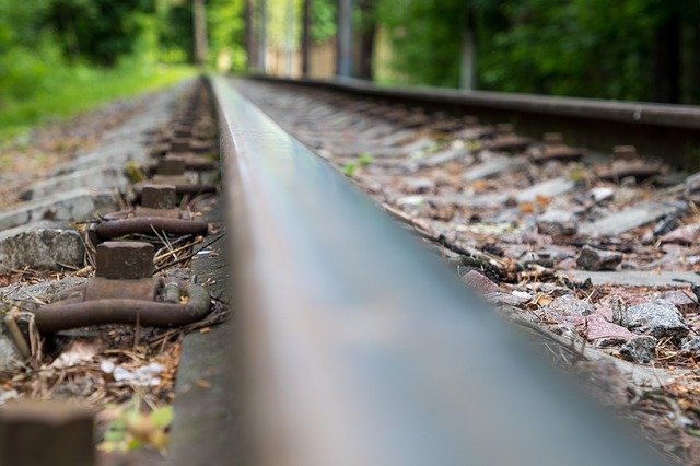 無料ダウンロードRailwayTrainRails-GIMPオンライン画像エディタで編集できる無料の写真または画像