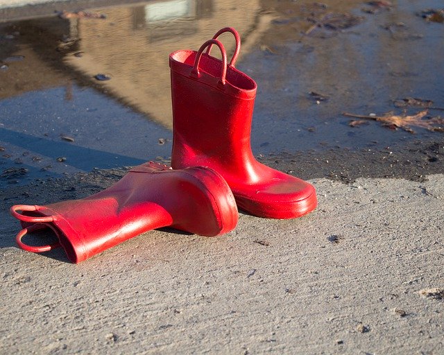 Rainboots Rainboots Rain Boots Red - foto grátis ou imagem para ser editada com o editor de imagens online GIMP