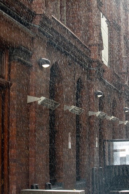 Muat turun percuma Rain Building Brick - foto atau gambar percuma untuk diedit dengan editor imej dalam talian GIMP