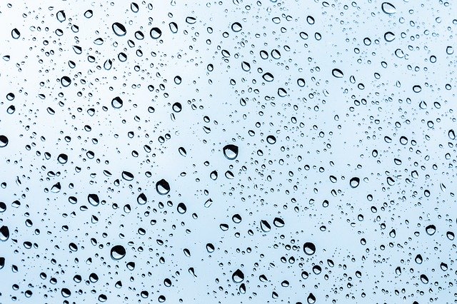 Muat turun percuma templat foto percuma Rain Drops Window untuk diedit dengan editor imej dalam talian GIMP