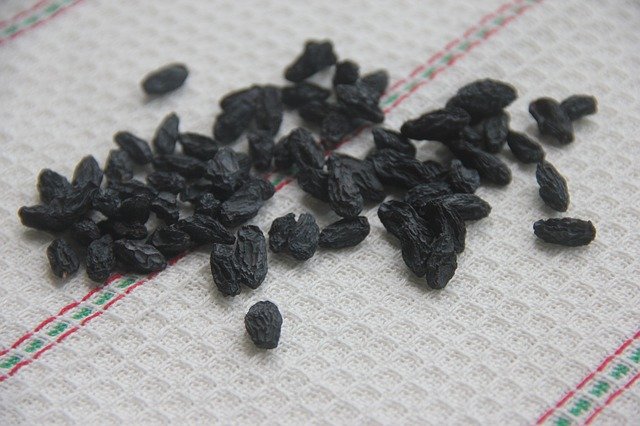 Free download Raisin Raisins Dried Fruits Dry -  free photo or picture to be edited with GIMP online image editor