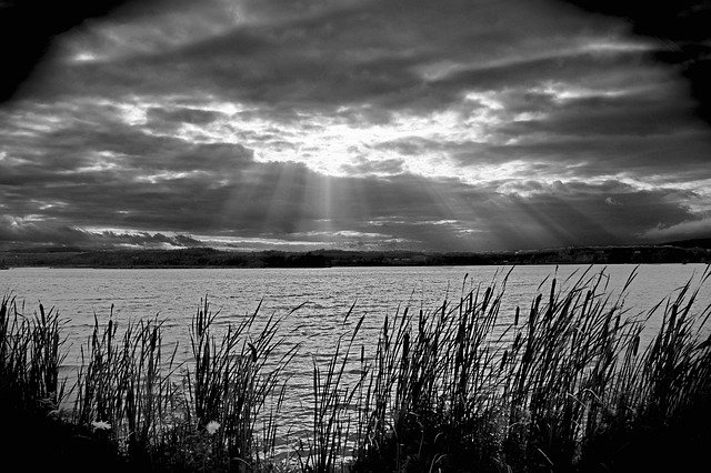 Free download Rays Of God Sun Water -  free photo or picture to be edited with GIMP online image editor