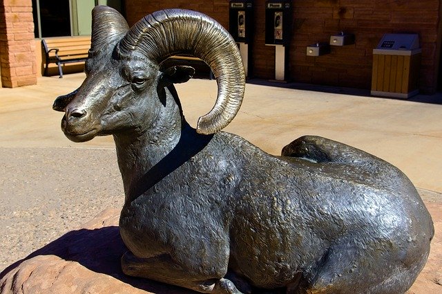 Free picture Reclining Bighorn Ram Sculpture -  to be edited by GIMP free image editor by OffiDocs