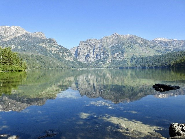 دانلود رایگان Reflective Nature Water - عکس یا تصویر رایگان قابل ویرایش با ویرایشگر تصویر آنلاین GIMP