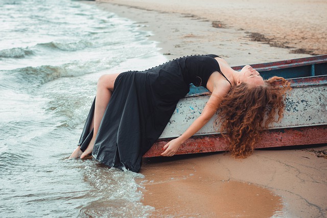Free download relationship beauty model pose free picture to be edited with GIMP free online image editor