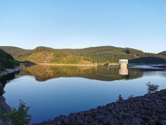 Безкоштовно завантажте Reservoir Lake Water — безкоштовну фотографію чи зображення для редагування за допомогою онлайн-редактора зображень GIMP