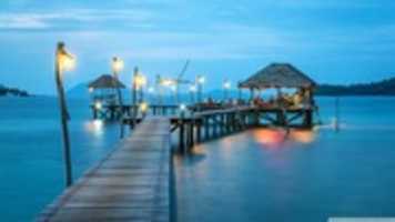 Free download resort_bar_ocean-wallpaper-1280x720 free photo or picture to be edited with GIMP online image editor