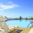 Resort swimming pool  screen for extension Chrome web store in OffiDocs Chromium