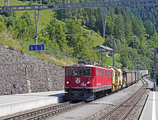 Free download rhaetian railways freight train free picture to be edited with GIMP free online image editor