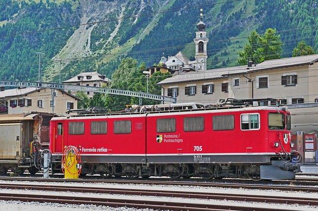 Free download Rhaetian Railways Goods Train -  free free photo or picture to be edited with GIMP online image editor