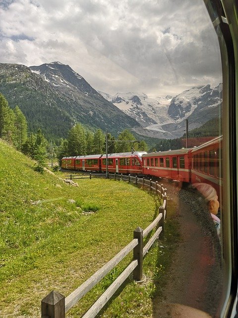 Free download Rhaetian Railways Railway -  free photo or picture to be edited with GIMP online image editor