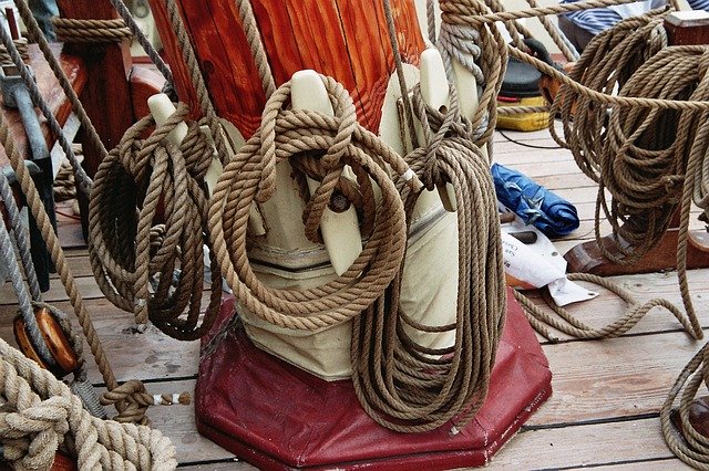 Descărcare gratuită Rigging Rope Sailing Vessel - fotografie sau imagini gratuite pentru a fi editate cu editorul de imagini online GIMP