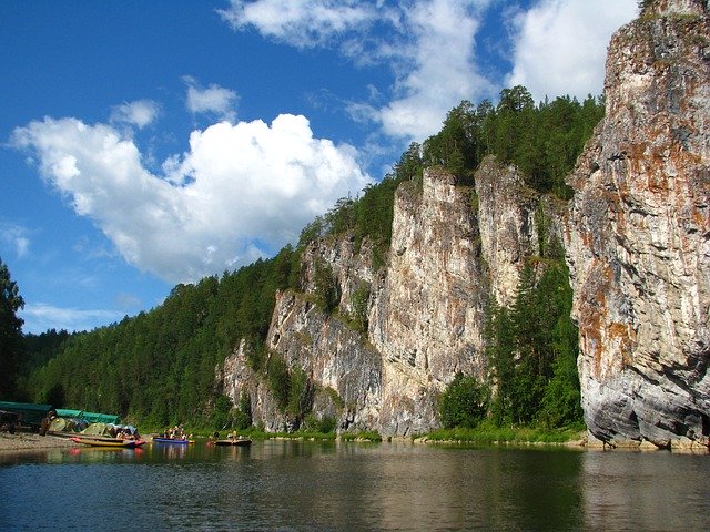 Безкоштовно завантажте River Alloy Camp — безкоштовну фотографію чи зображення для редагування за допомогою онлайн-редактора зображень GIMP