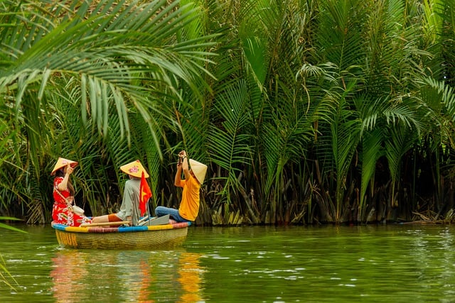 Free graphic river boat nature green vietnam to be edited by GIMP free image editor by OffiDocs