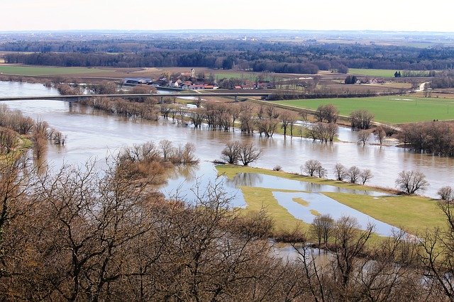 Gratis download River Donau High Water - gratis foto of afbeelding om te bewerken met de GIMP online afbeeldingseditor